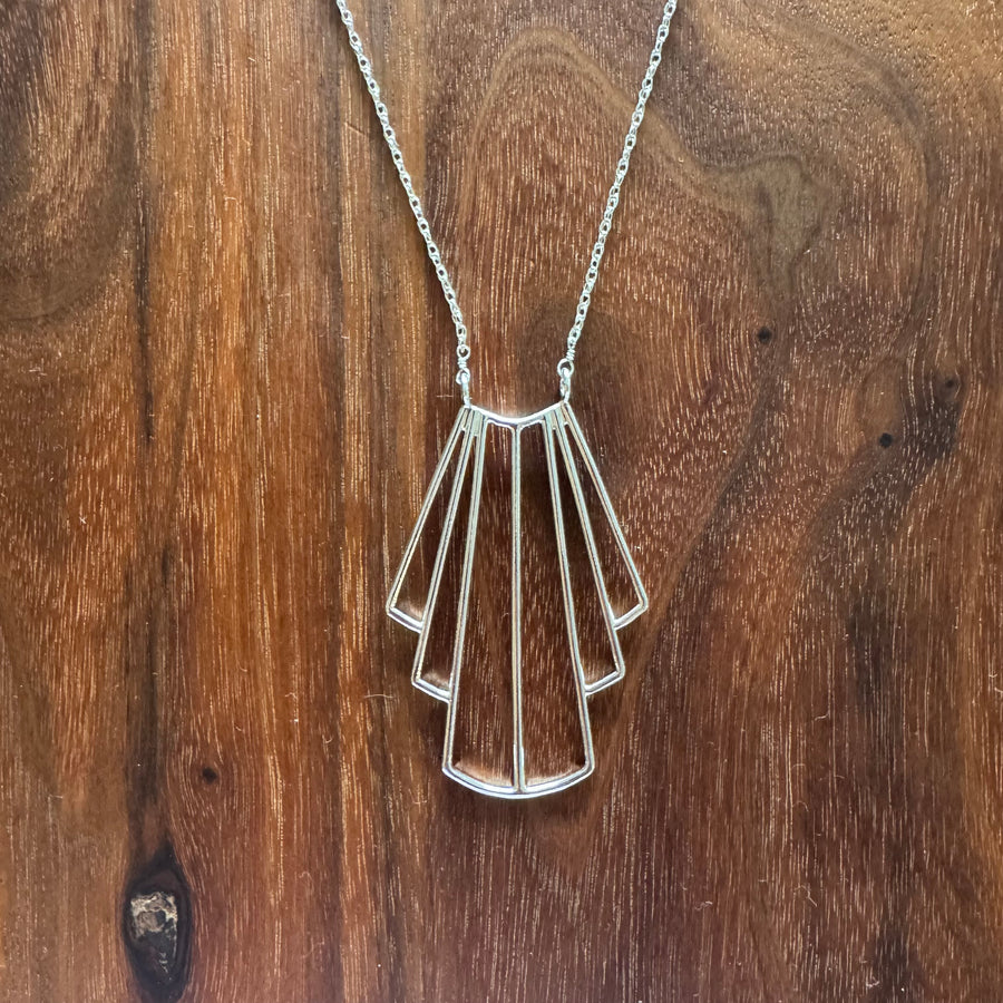 Large deco necklace