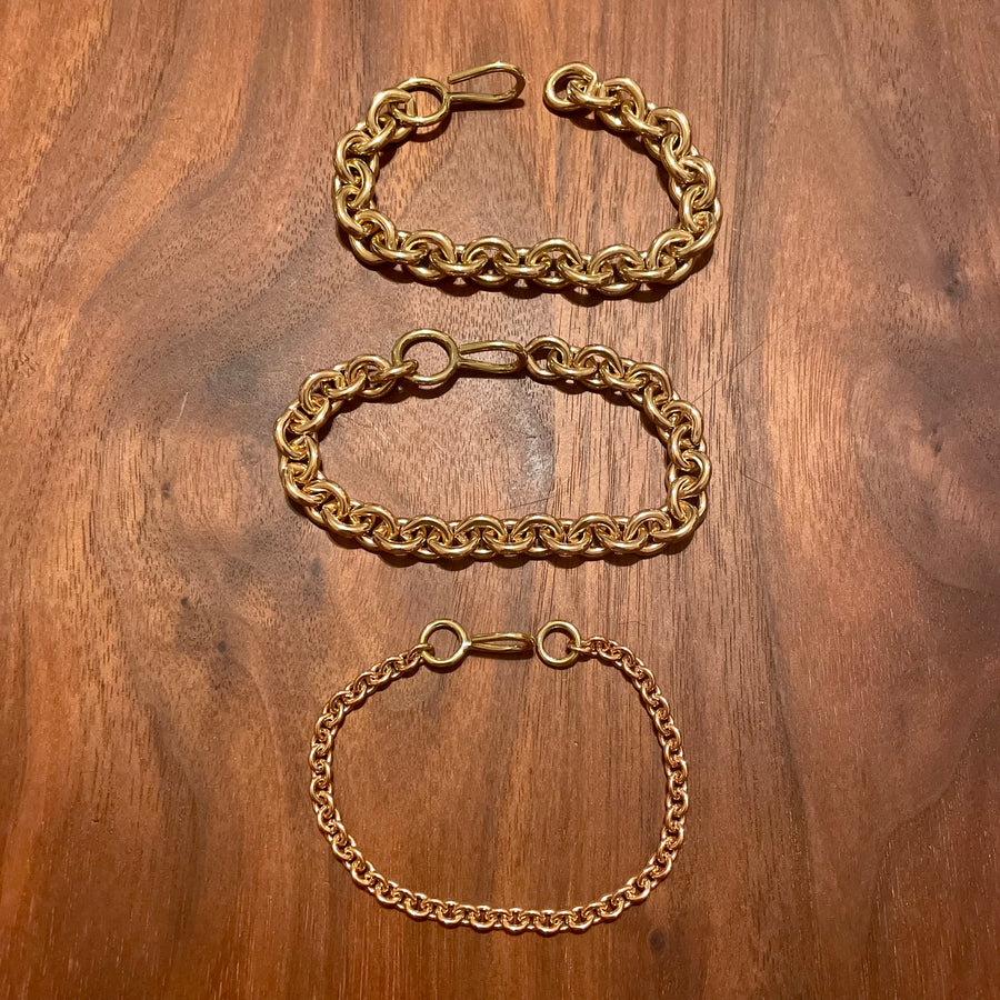 Small pink brass chain bracelet