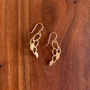 Leaf garland earring